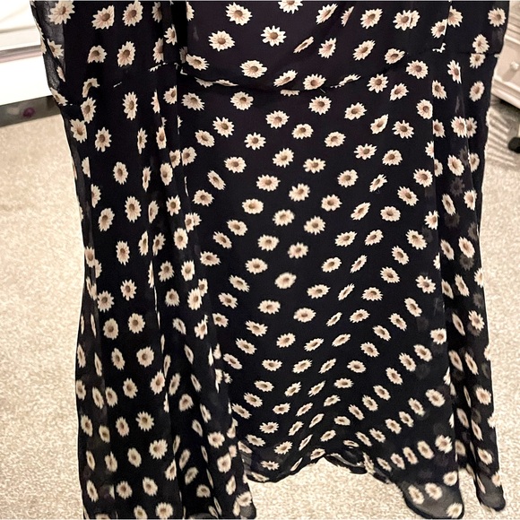 Urban Outfitters Lucca Couture Navy Blue Daisy Print Sun Dress - Size Large - Picture 8 of 12